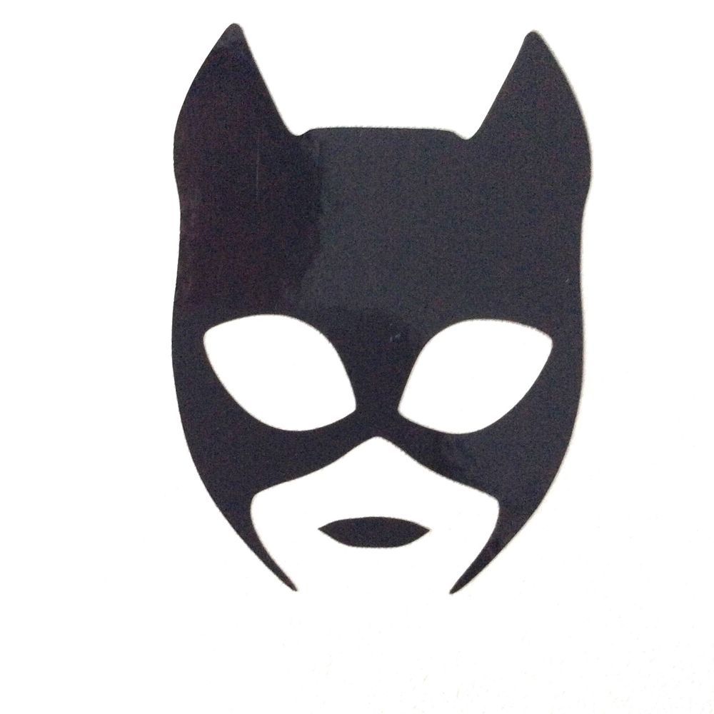 Маска для квадробики кошки шаблон. Маска Catwoman. Маска Кэтвумэн. Значок женщины кошки. Маски супергероев.
